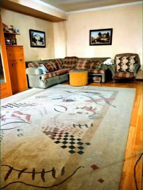 Квартира продаётся Хамза Новза метро 2/4/12 70м2 Чиланзар 5 квартал