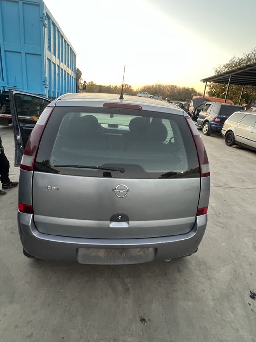 Opel Meriva A 1.7 cdt НА ЧАСТИ