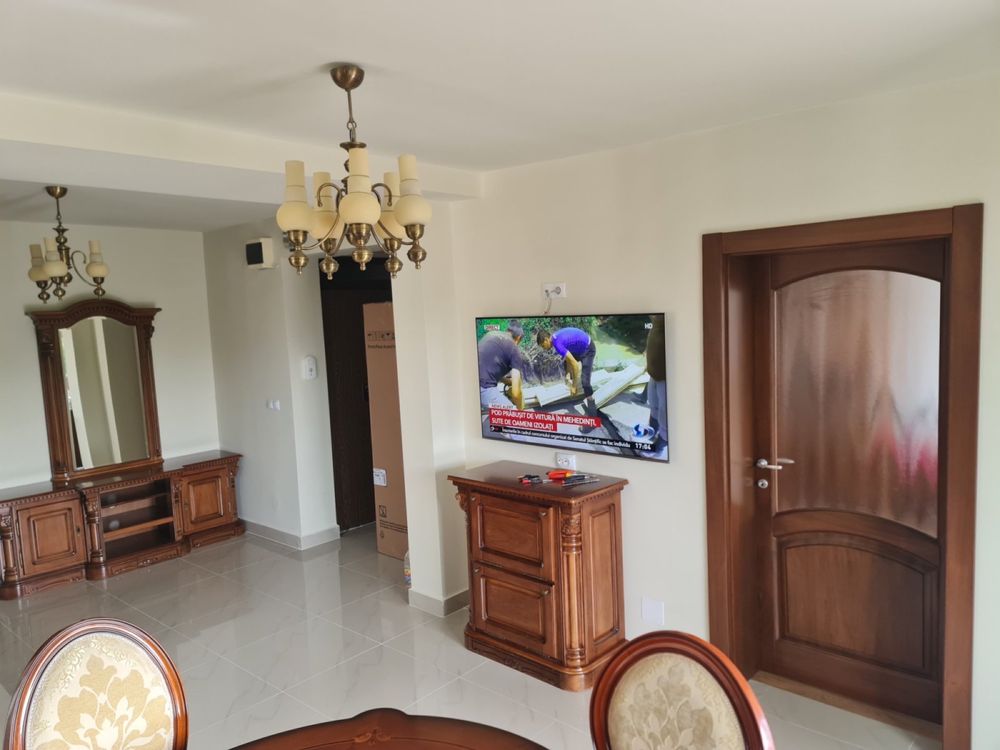 Apartament Oradea centru civic 4 camere etaj 1 boxa subsol