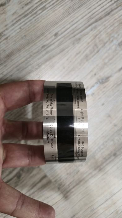 Гривна за вино и напитки   с термометър