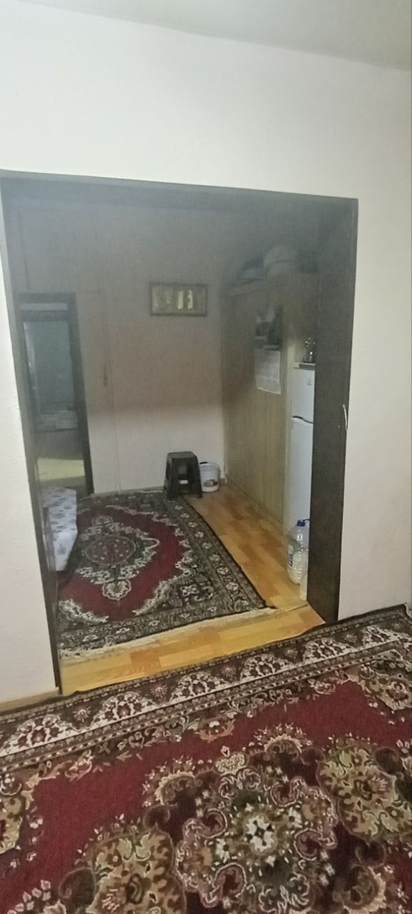 Yangi tashmi beltepada  1-qavat 3 xona uy sotiladi