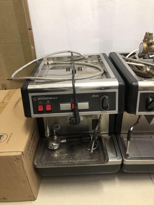 Продам кофемашину или обмен айфон