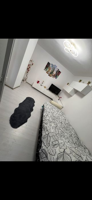 Garsoniera de inchiriat str Minei