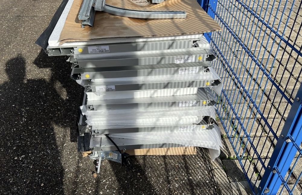 USA SECTIONALA INDUSTRIALA 2025 Nou hala garaj H 500 x L 600 Germania