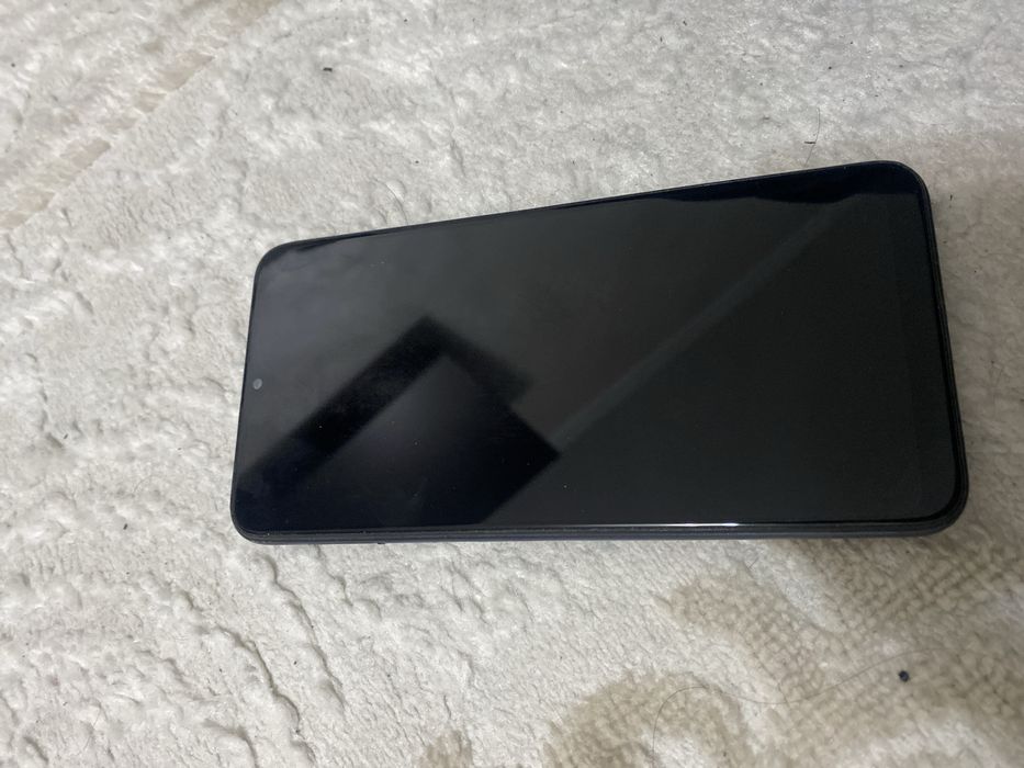 Самсунг А10 срочно продается 12000