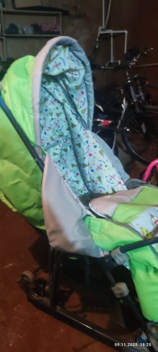 Санки коляска в хорошем состоянии