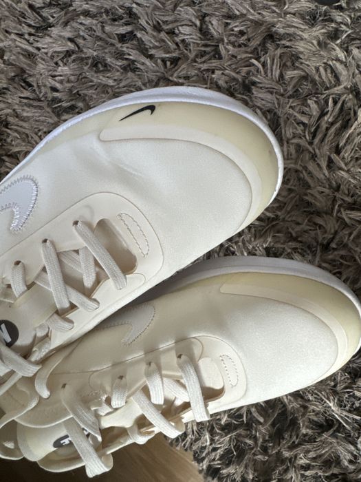 Adidasi Nike mar 38