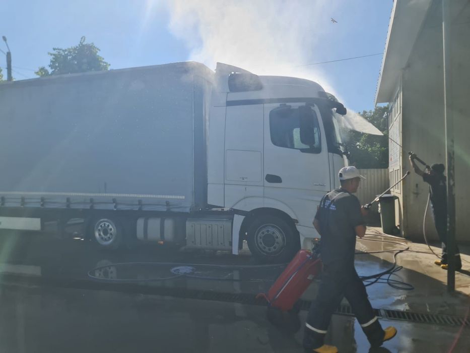 Vand ansamblu mercedes actros+semiremorca krone