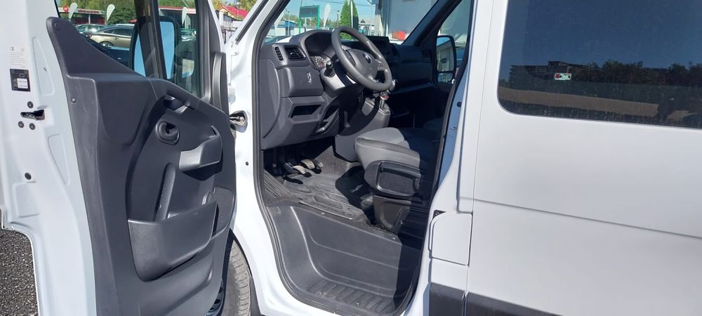 Renault master 8+1 locuri 2020 150 cp