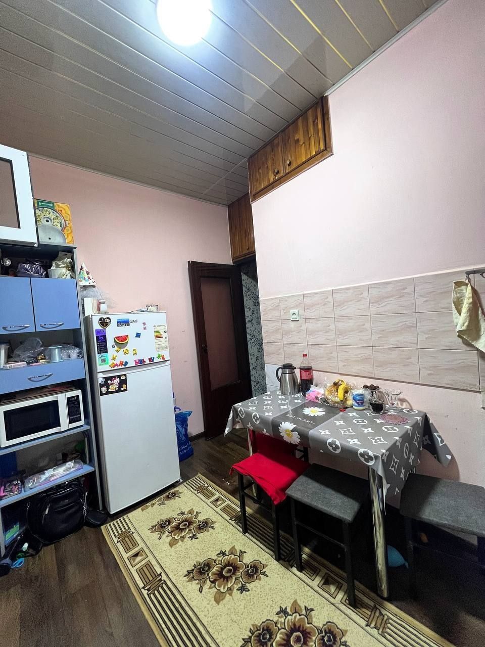 Продаётся на Карасу-2 1ком