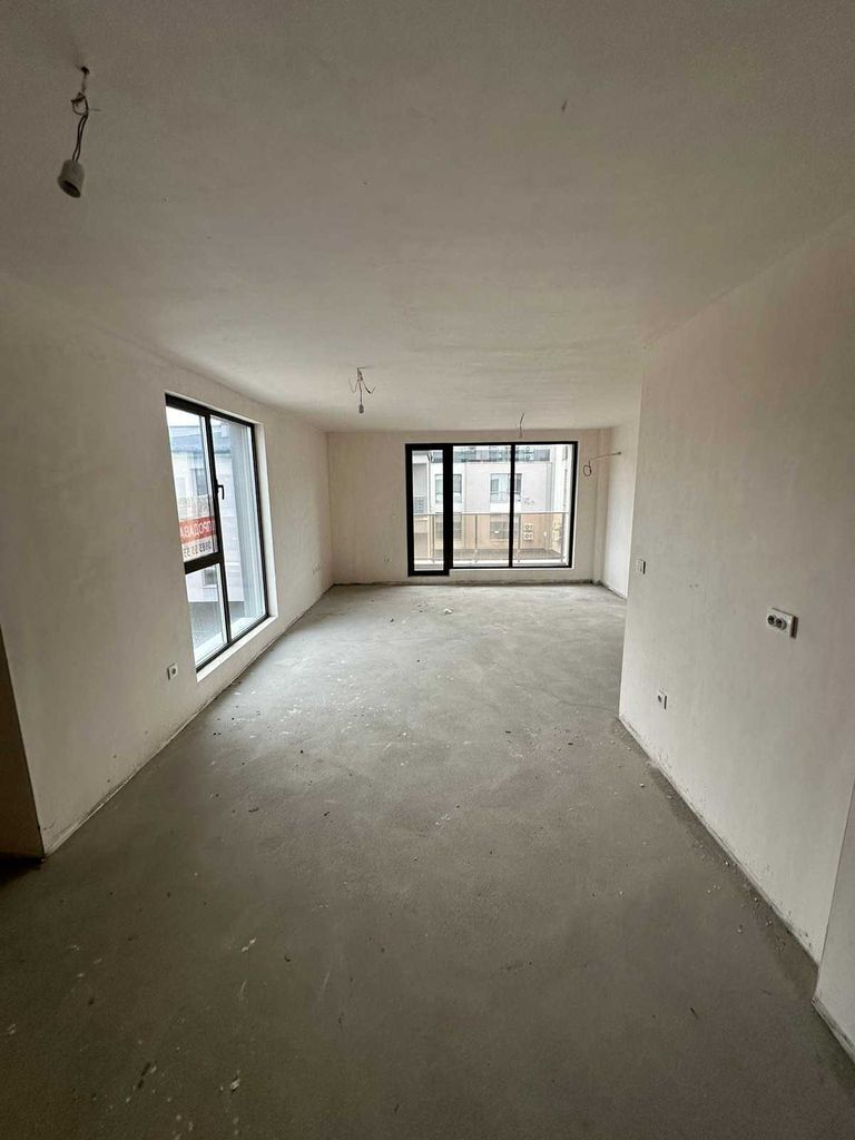 Продава се Тристаен апартамент в Пловдив, Христо Смирненски - 122 кв.м за 1632 €/кв.м - Снимка #9