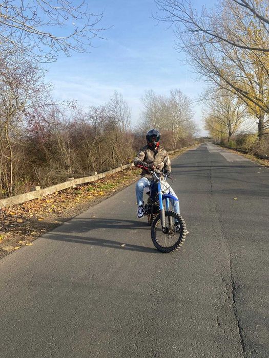 Se vinde cross China 125 4t