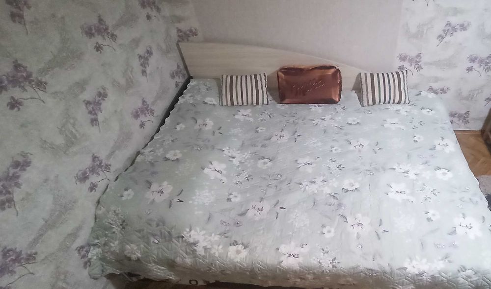 Спално легло 200/150