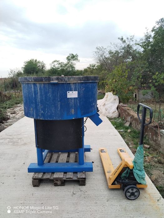 Vând societate comerciala  - producție prefabricate din beton