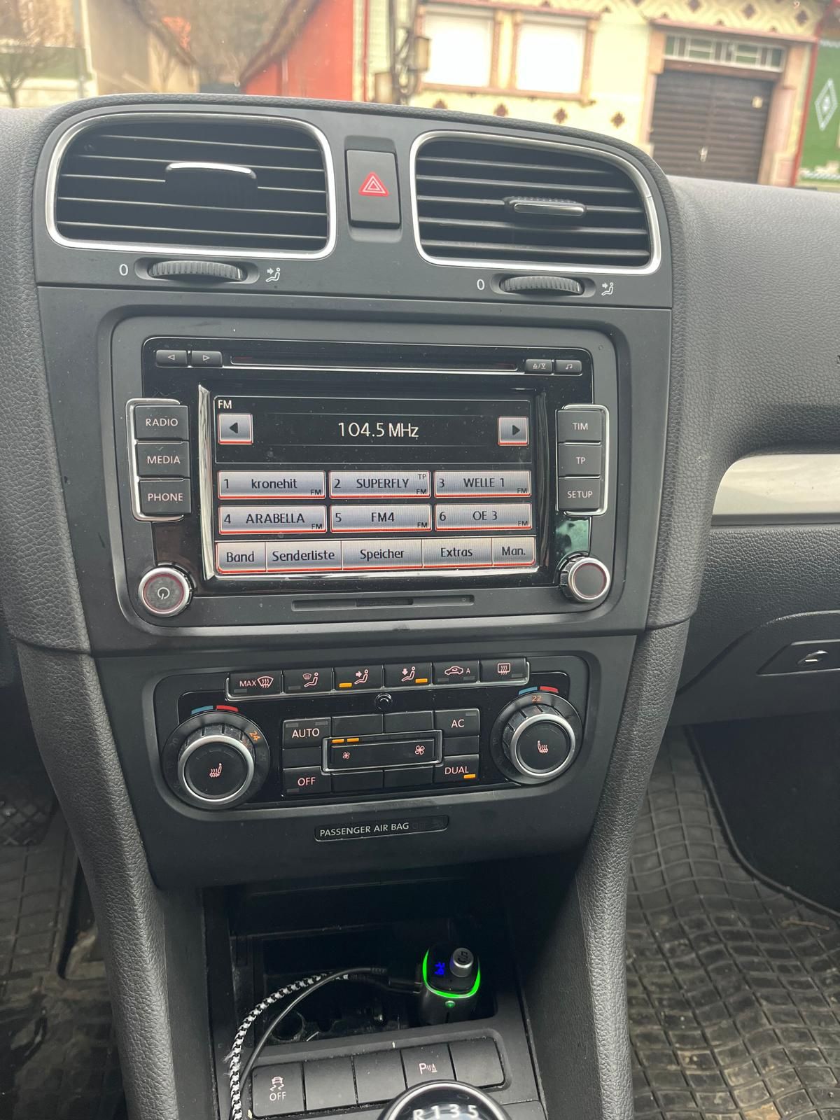 Vând Golf 6,1.6TDI