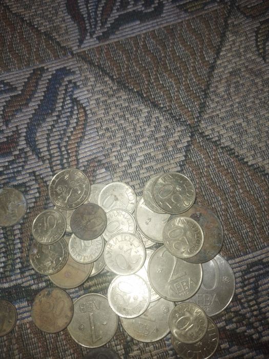 Стари български монети