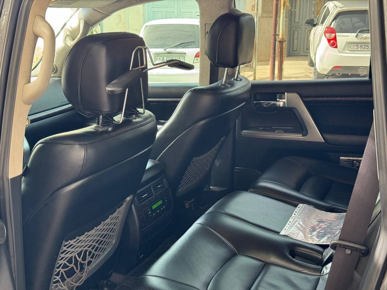 Toyota Land Cruiser 200 V 8. Аренда. с. выкуп