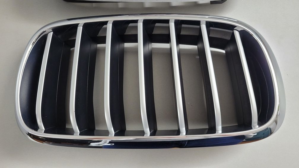 BMW X6 Series F16 к-т решетки пред радиатор/бъбреци/ оригинални нови