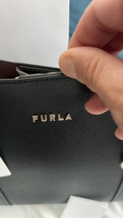 Furla Vittoria Nero.100% оригинал,със сериен номер,етикети,торбичка