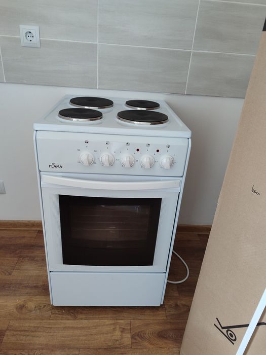 Новая печка, полностью рабочая, электрическая