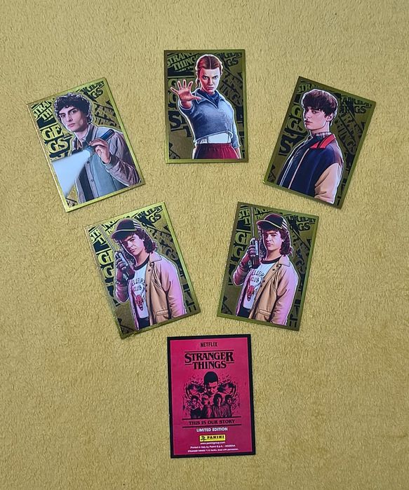 Vând/schimb cartonașe Stranger Things panini 2025, numai în Craiova.