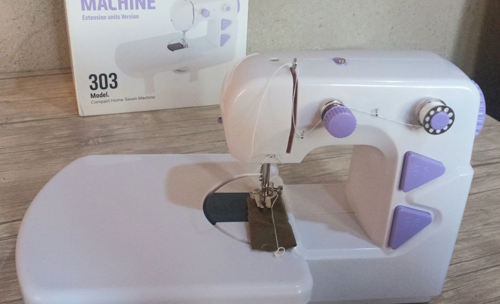 Mini mashina sotiladi