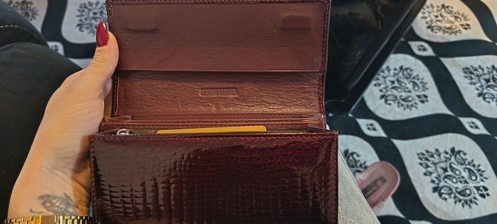 Дамско портмоне, бордо