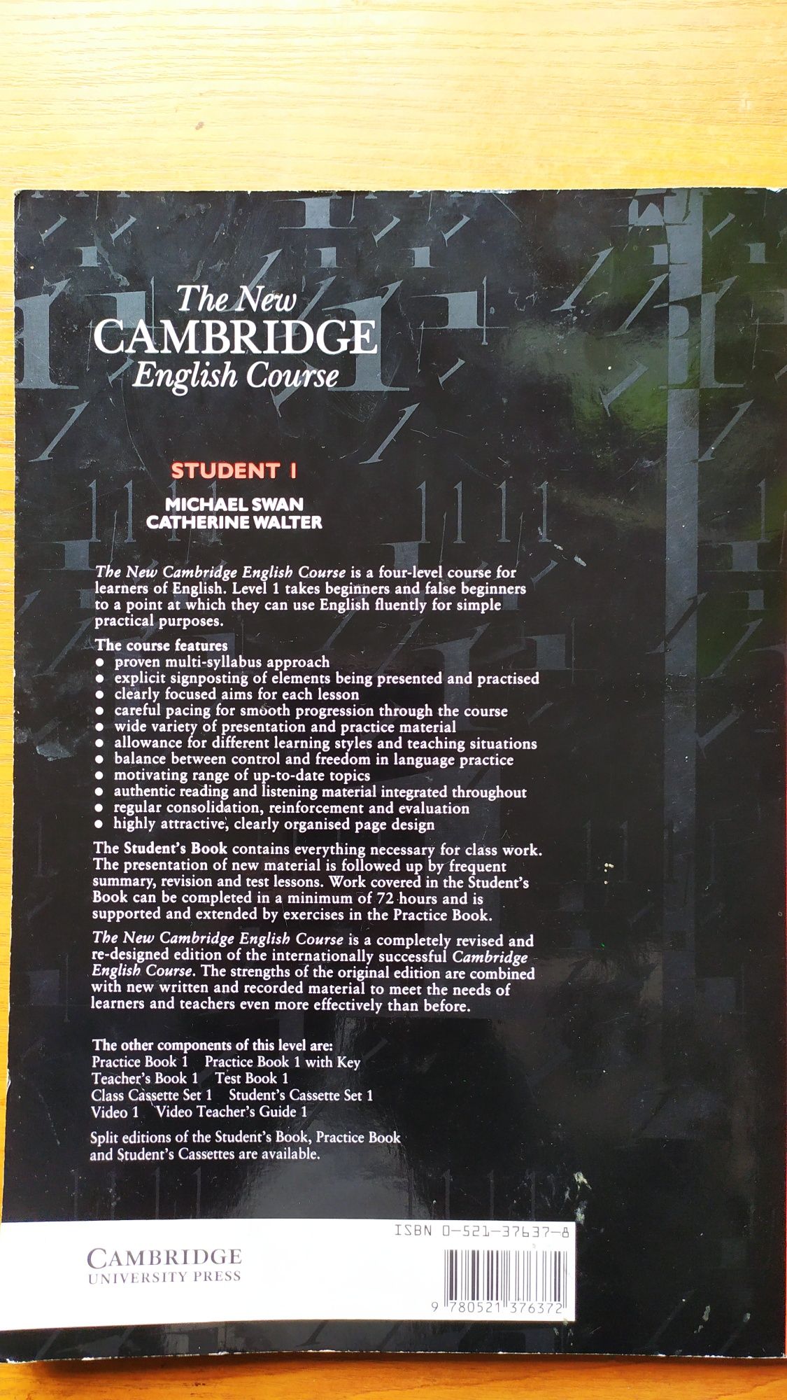 Продавам The new Cambridge English Course