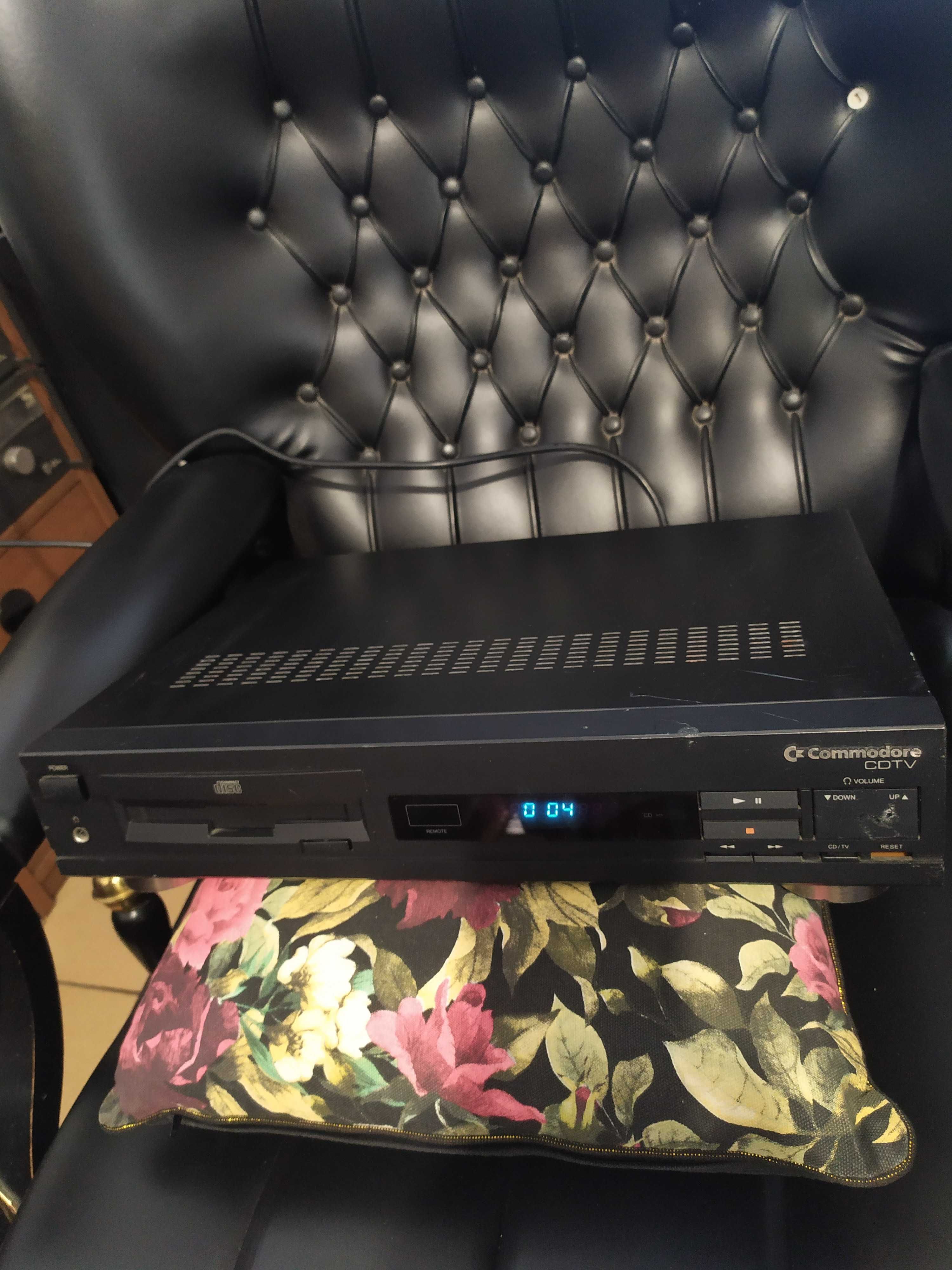 Колекция Amiga Commodore CDTV-cd1000. PC -конзола .