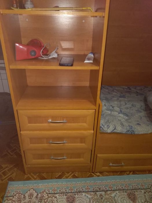 Продается детский гарнитур шкаф и кровать