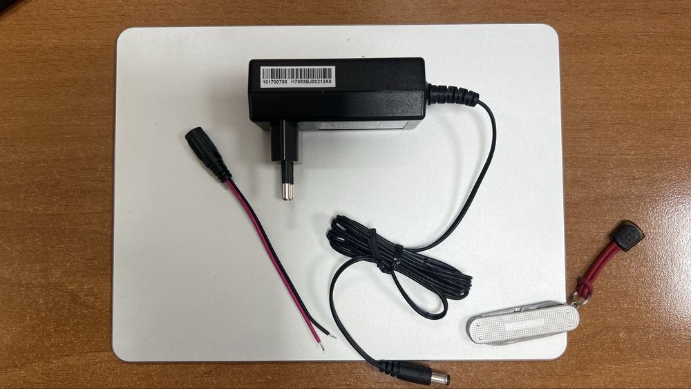 Оригинальные адаптеры (блок) питания  HOIOTO 12V 2A 24W AC