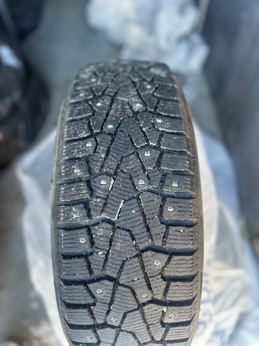 Продам шины 185/60/15