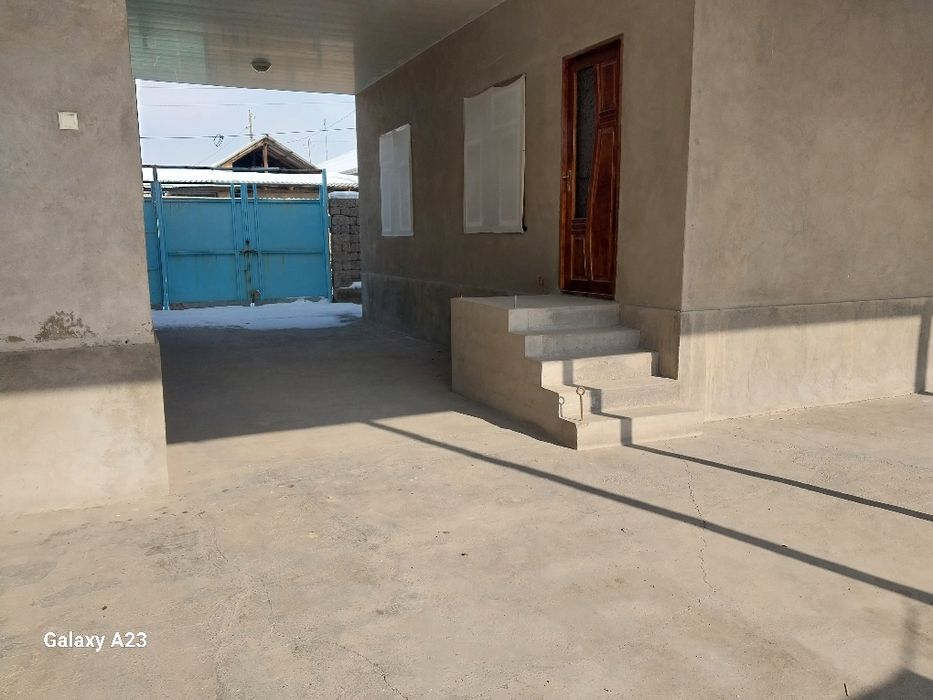 Таёйр уй сотилади