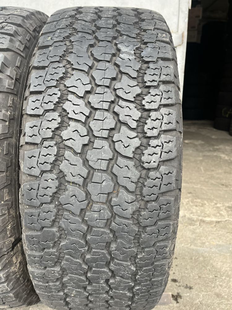 4 бр. всесезонни гуми 255/70/15C GoodYear WRL DOT 4820 6-6,5 mm