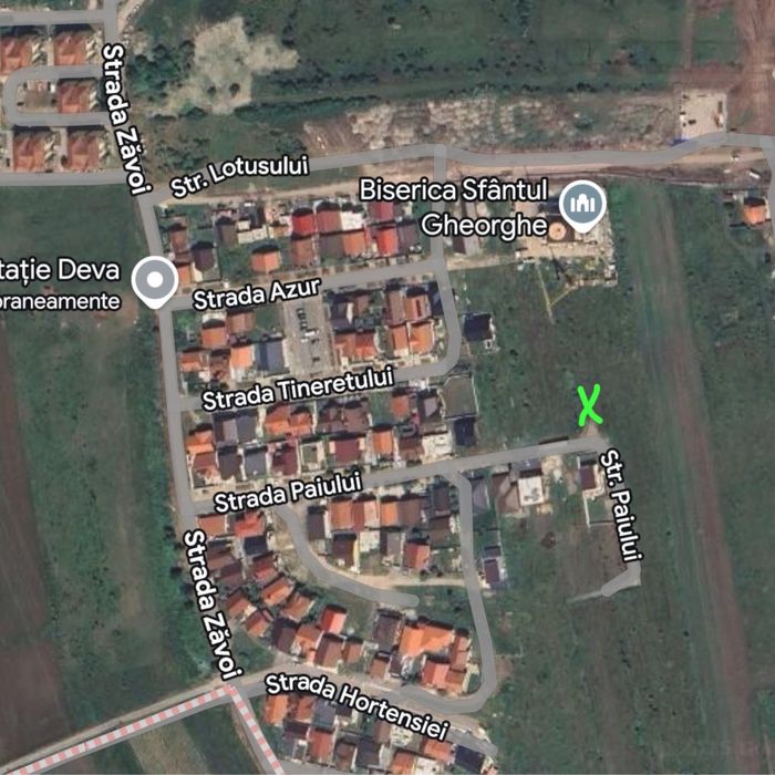 Vand teren intravilan cu proiect de casă .