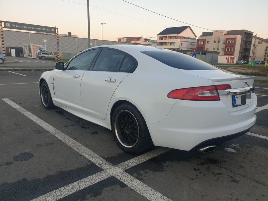 Inchirieri auto/ rent a car / noleggio auto de la 75 ron/zi FARA GARAN