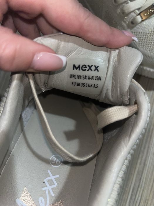 Обувки MEXX-бежави на цвят