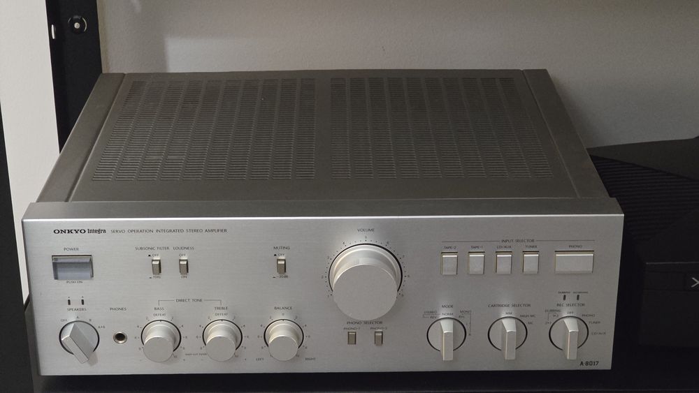 Onkyo Integra A8017