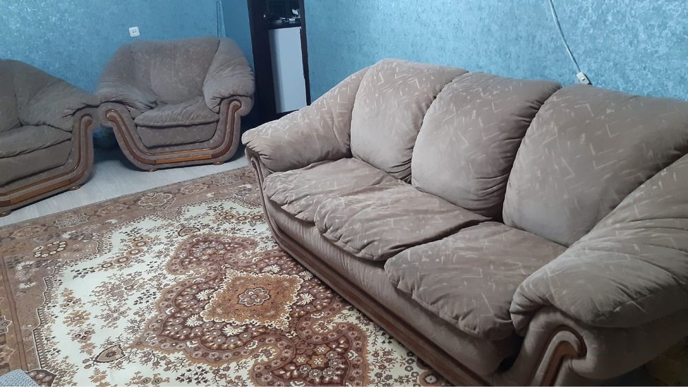 Диван и 2 кресла