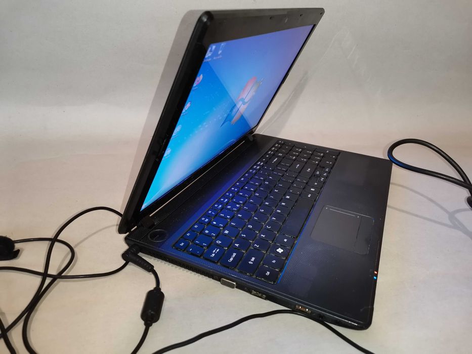Лаптоп Acer Aspire 5733 PEW71