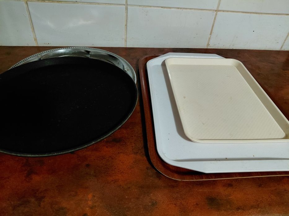 Strecuratoare . Tava . răzătoare