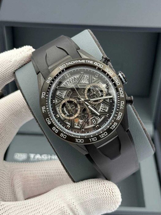 tag skeleton carrera черен