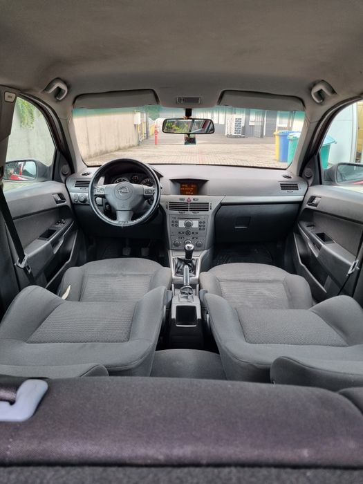 Opel Astra H 1.7 cdti Hatchback