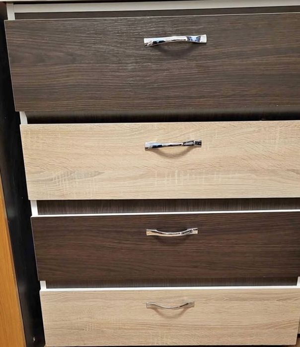 Vand comoda televizor