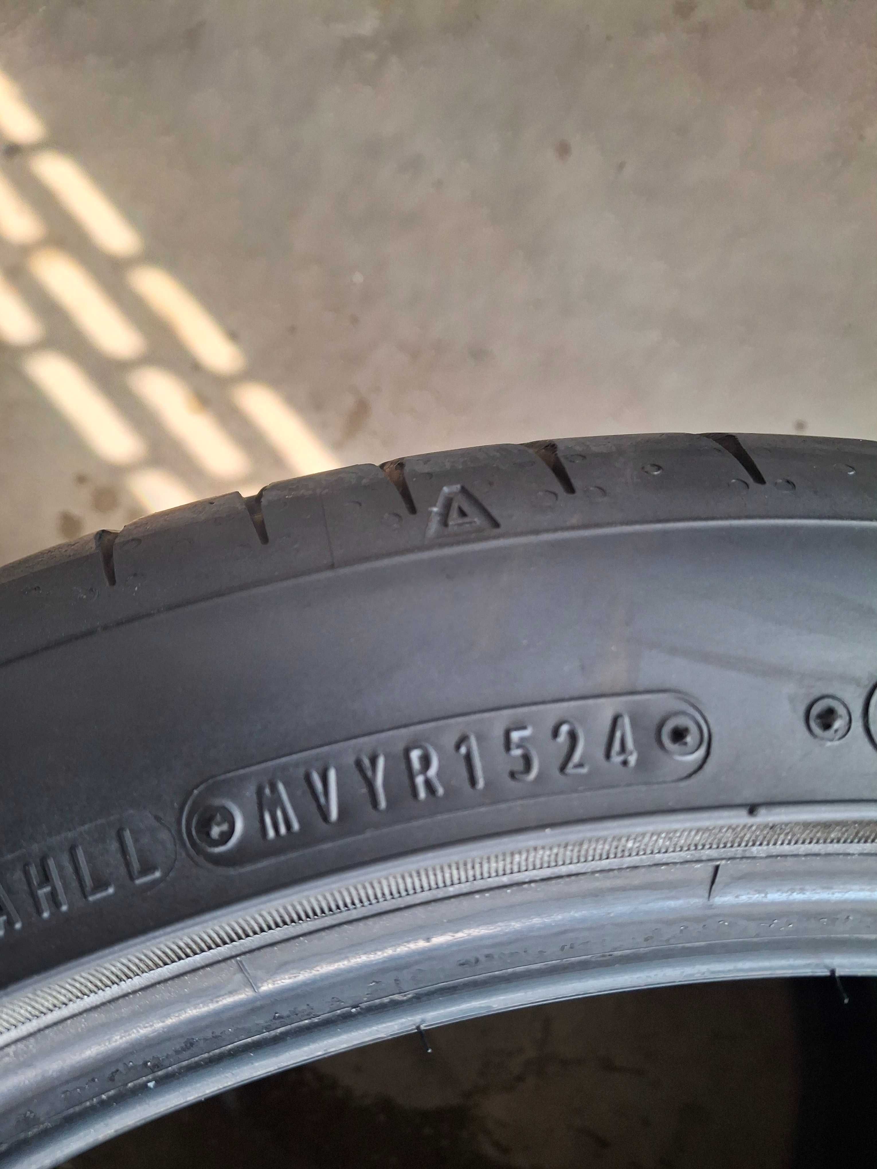 2бр. летни гуми 235/40/18  Falken DOT 1524 като нови