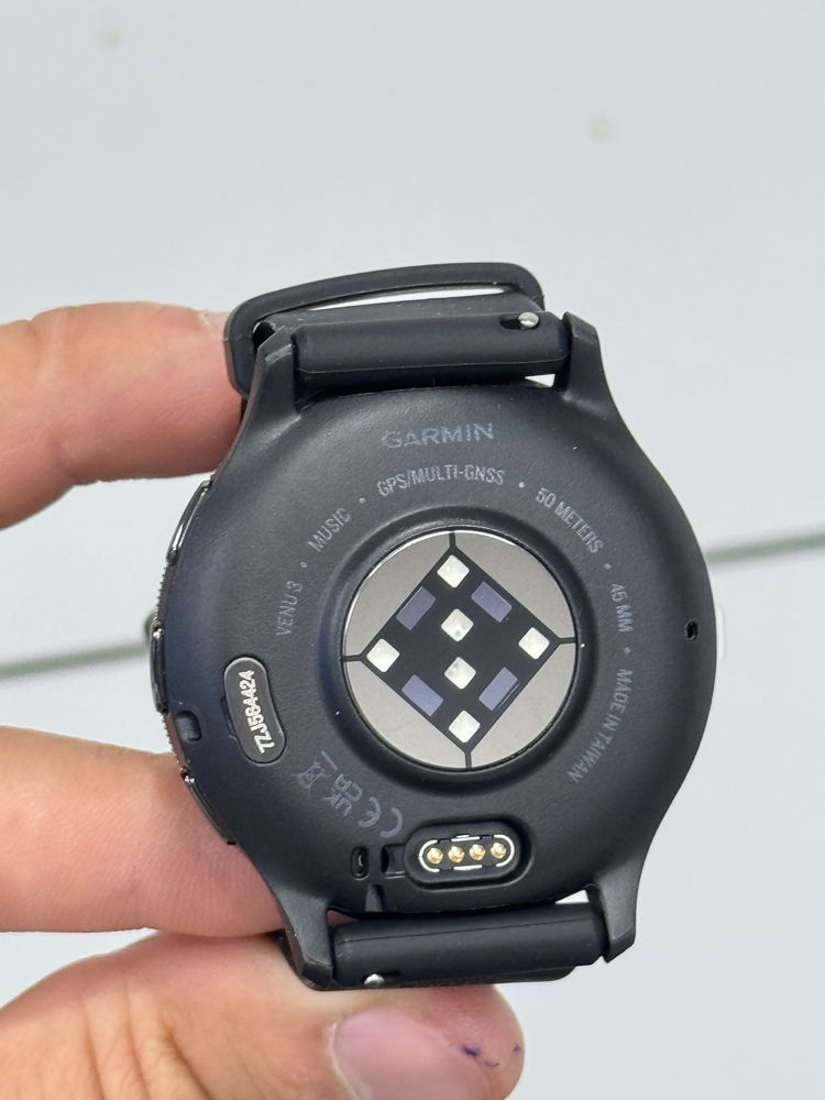 Продавам нов часовник Garmin Venu 3