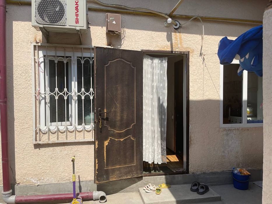 Срочно Продаётся кватира на земле Яшнабадском районе М Ашрафий