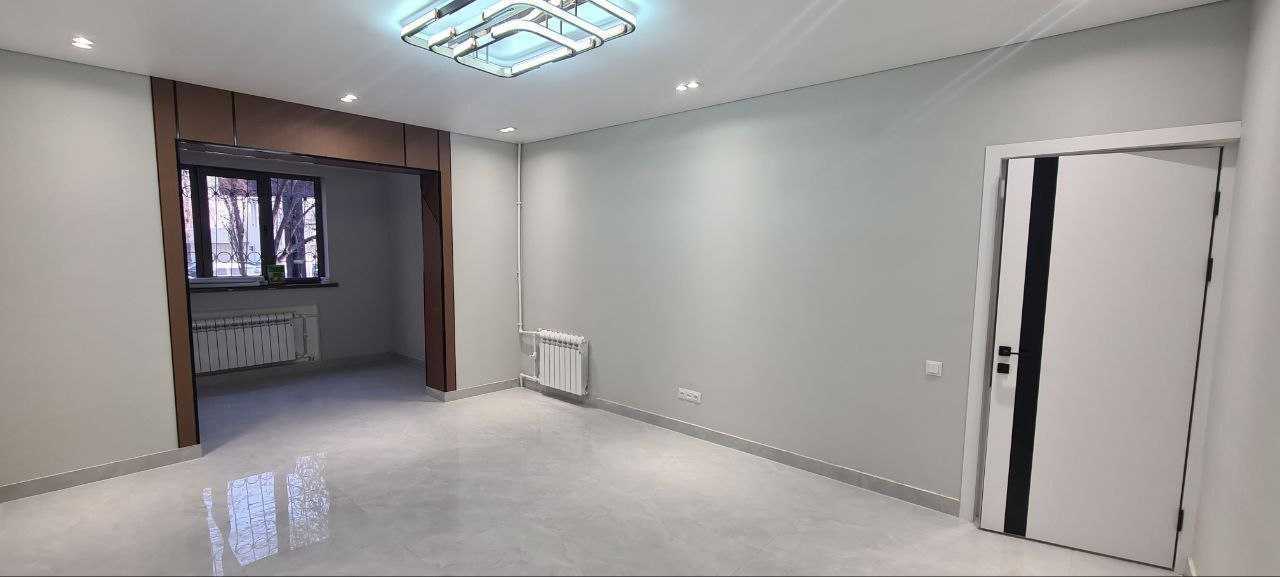 Аренда офиса в центре Госпитальный, Мирабадский рынок Mirabad Avenue