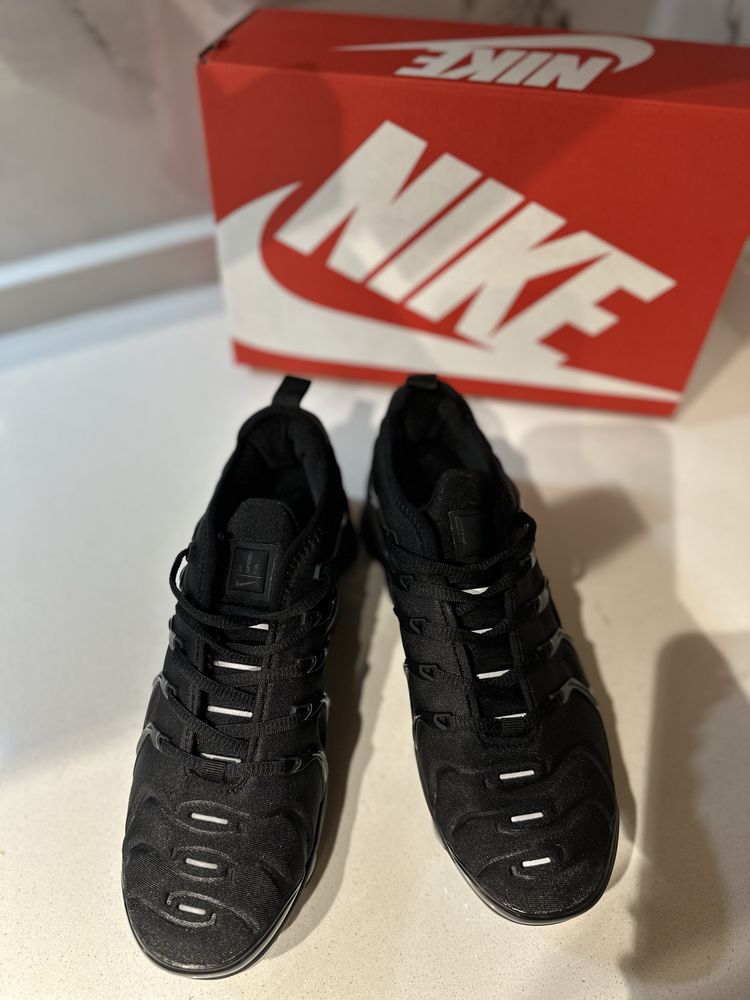 Обувки Nike AIR VAPORMAX Plus Черен