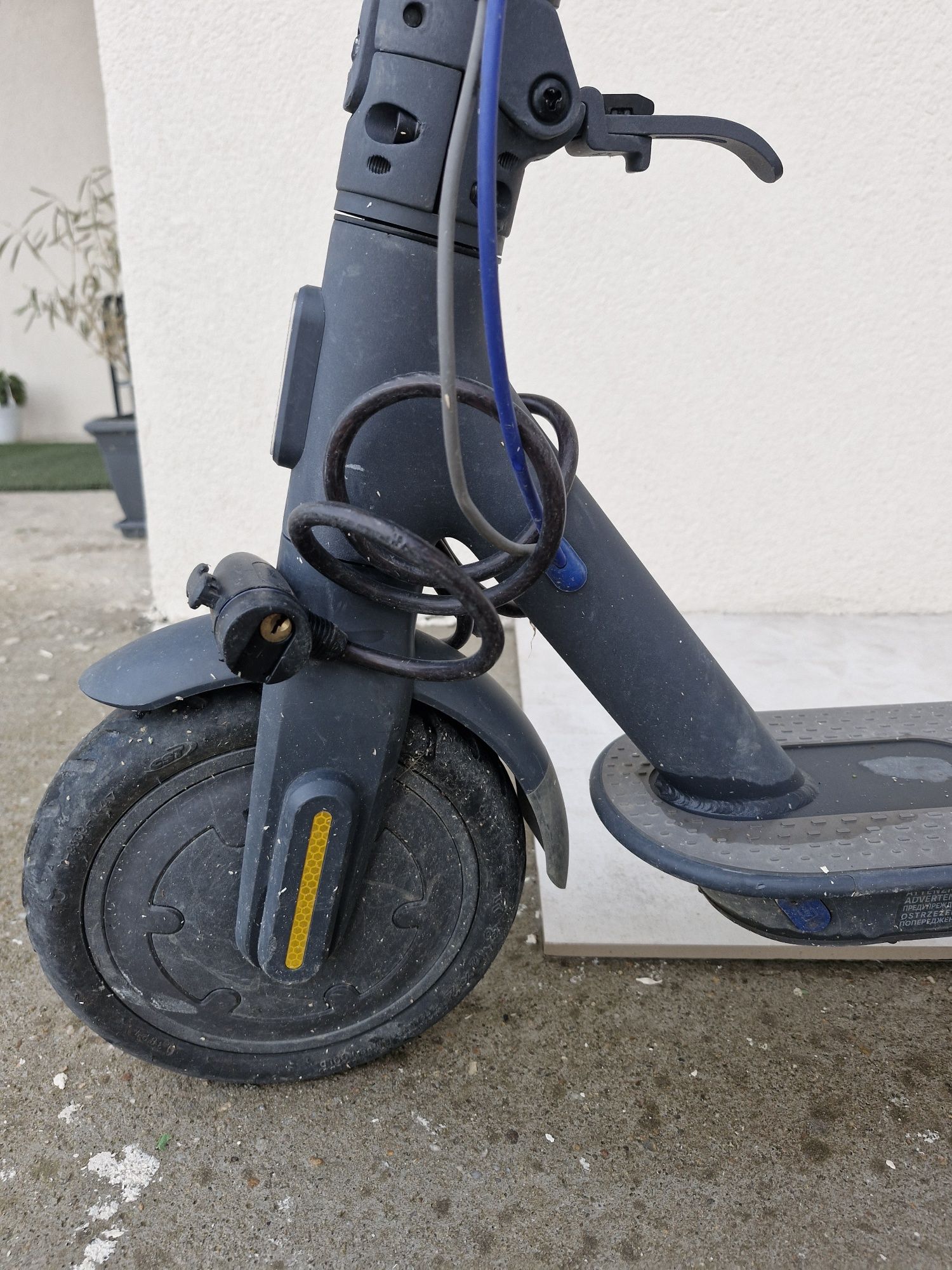 Vand trotineta electrica